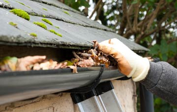 gutter cleaning Hundred House, Powys